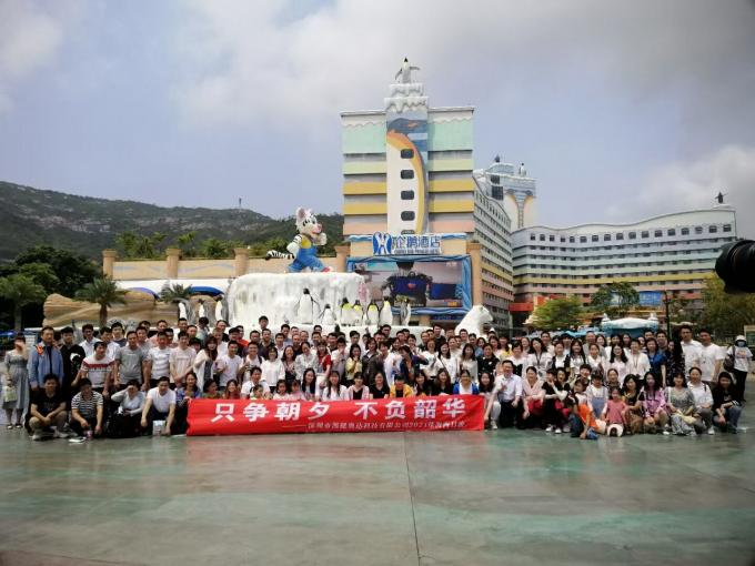 Η ομάδα πωλήσεών μας