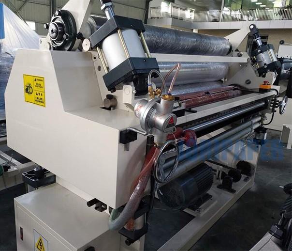 Wallboard PLC που ξανατυλίγει τον ιστό τουαλετών που κατασκευάζει τη μηχανή 7.5KW 2 τις στάσεις 10