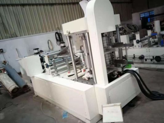 7.5KW 4 πτυχές 1000 φύλλα/ελάχιστη αυτόματη πετσέτα που κατασκευάζουν τη μηχανή